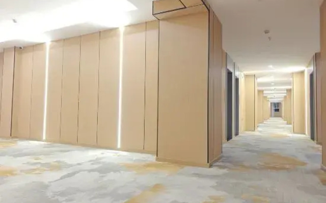 Yiduo Smart Hotel