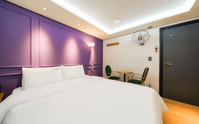 Busan Jaesong-dong Hotel ro