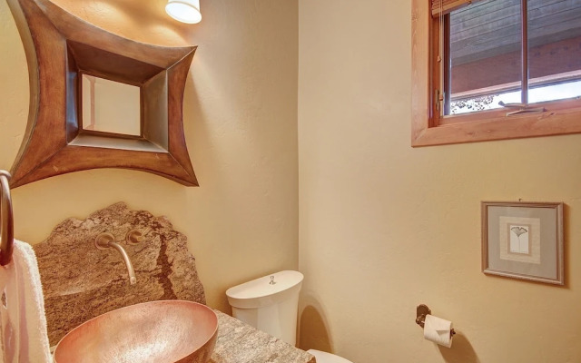 Shock Hill Escape 4 Bedroom Home