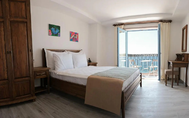 Mimas Marine Hotel