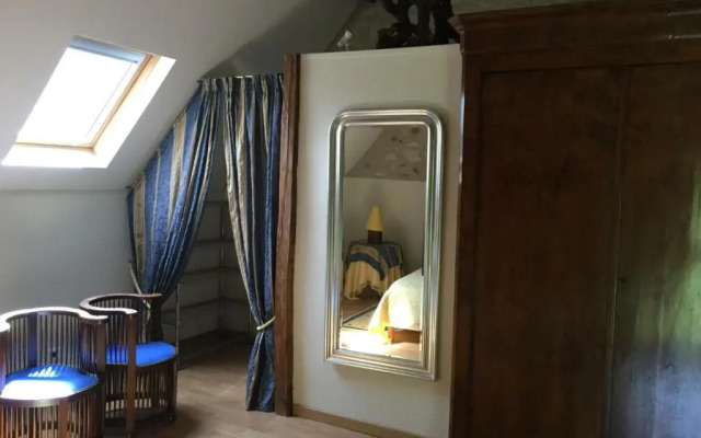 Gîte Saint-Benoît-la-Forêt, 4 pièces, 6 personnes - FR-1-381-188