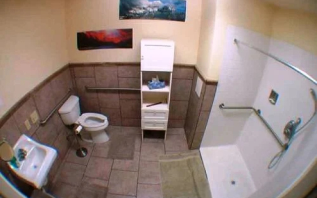 Big Bear Hostel