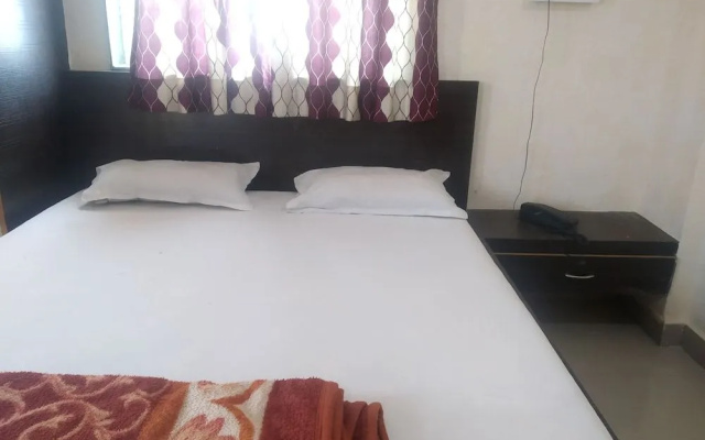 Hotel Morya Garden