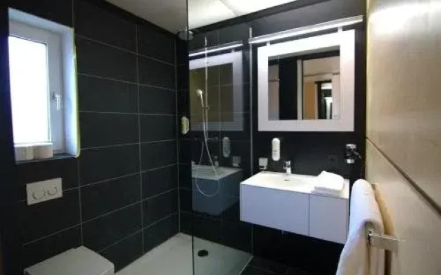 ME Hotel