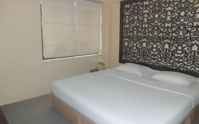 Shinju Apartment