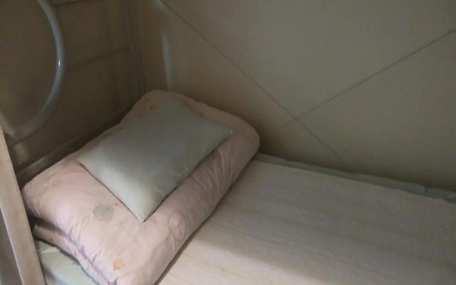 Grace Naha - Hostel