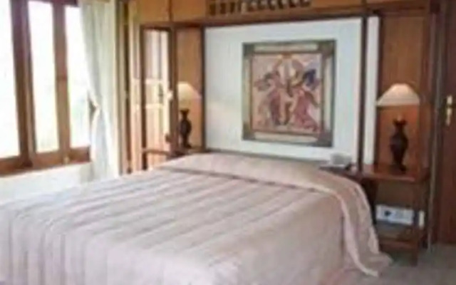 Oneworld Retreats