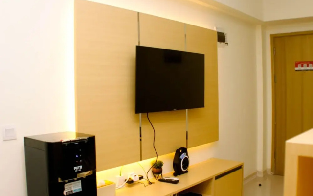 Minimalist With Cozy Design 2Br At Meikarta Apartment