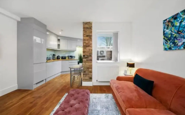 Flat 1 Victoria Grove