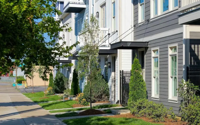 Stylish Retreat Near Germantown