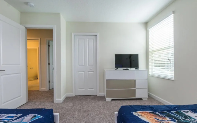 1576 Plunker Drive