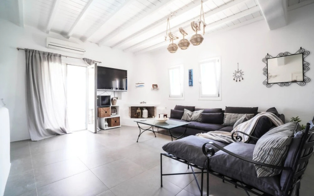 Mykonian Exclusive 3Bd Villa with Pool