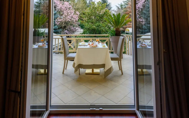 Green Park Hotel