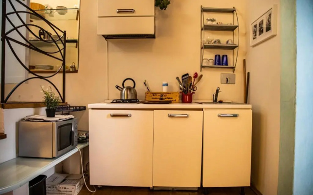 Studio in Tornabuoni within a Renaissance building