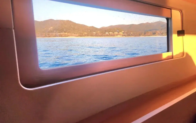 Dream Holiday on a Luxurious Sailing Yacht
