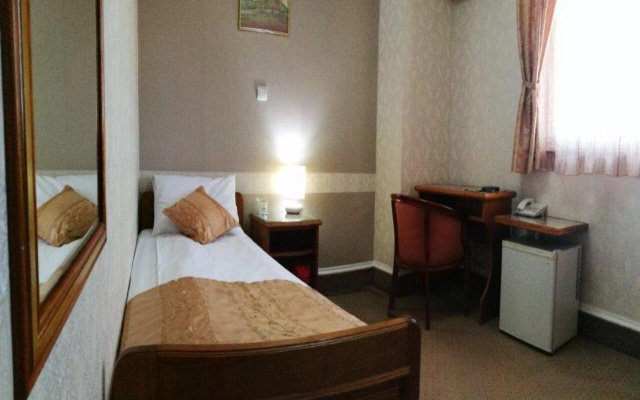 Hotel Lav