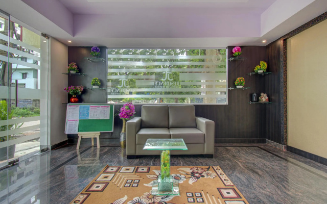 J J Global Residency by OYO Rooms