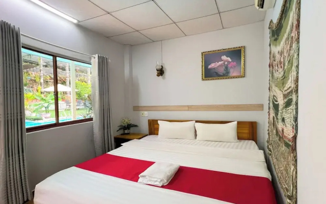Sea Breeze Resort & Spa