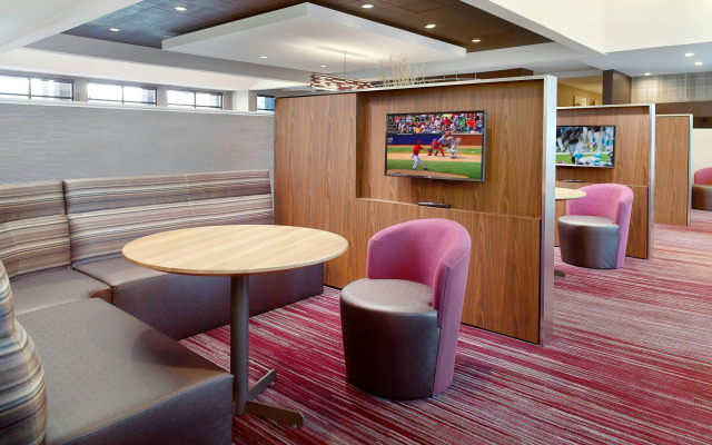 Courtyard by Marriott Greenville Haywood Mall