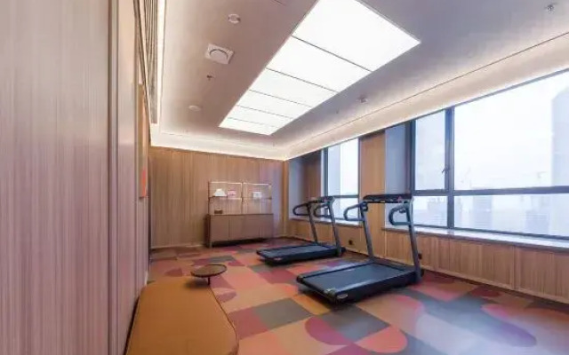 Orange Hotel (Jinan CBD China Resources Land Plaza)