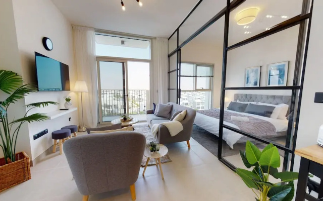 SuperHost - High-End apartment With Burj Khalifa Glimpse