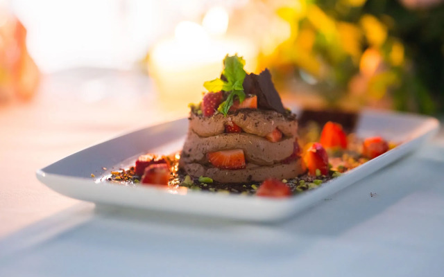 Athina Suites