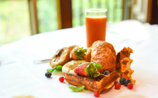 Four Points by Sheraton Shenzhen