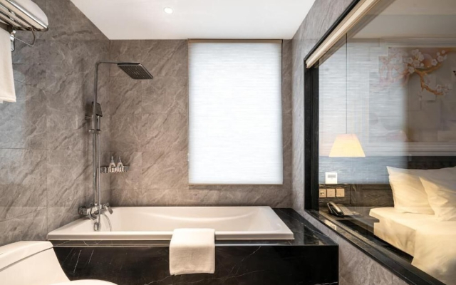 Luxe Paradise Suites Hotel & Spa