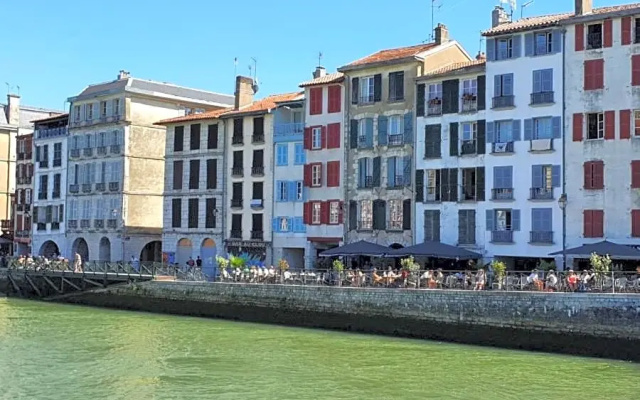 Hostel 20 Bayonne