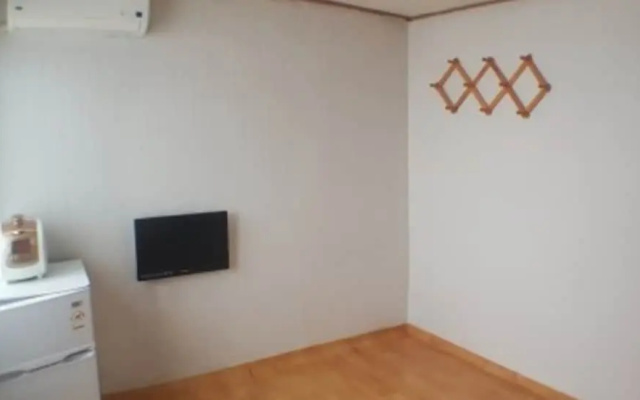 Clean Minbak