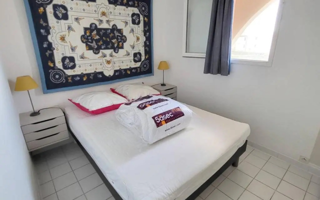 Appartement Six-Fours-les-Plages, 3 pièces, 6 personnes - FR-1-316-294