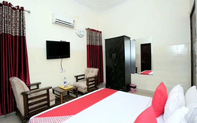 OYO 12934 Hotel Shivjot