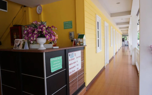 Raiwin Buri Resort