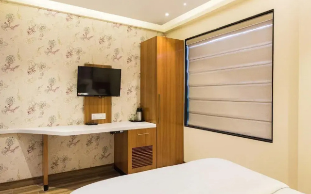 Hotel Sangat Regency