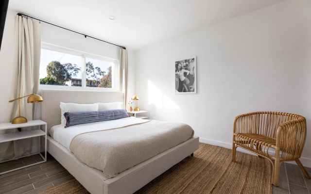 Avalon Buyout 1 by AvantStay