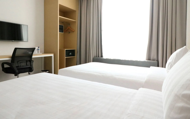 Palm Park Hotel Surabaya
