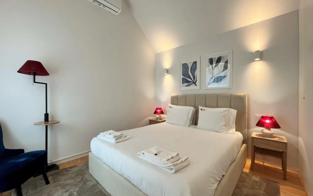 Nomad s Lux - 2bdr Almada Private Porto
