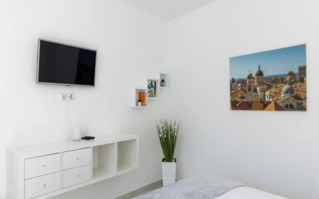 Sunny Palace Apartments