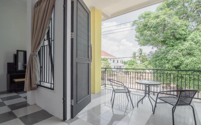 Cemara Guesthouse by RedDoorz