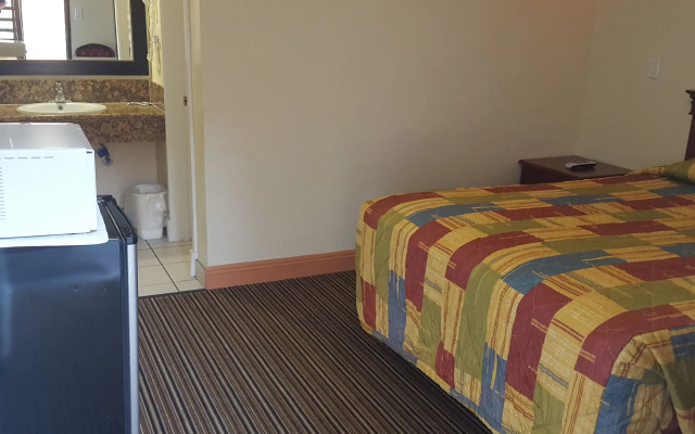 Travel Inn Motel