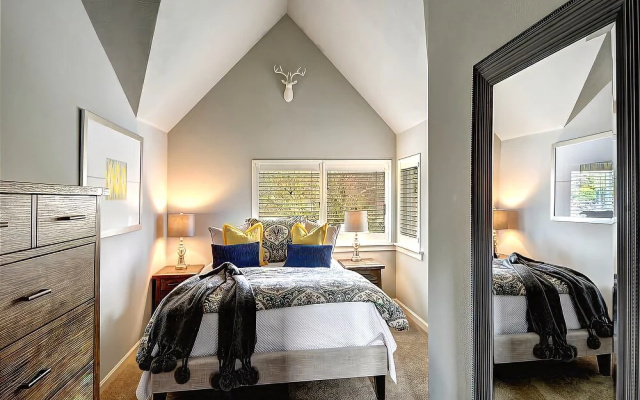 Rise and Shine Ravenna - Three Bedroom Home