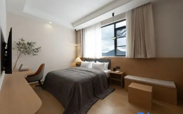 Hantian | Yunkaxueyu • Snow Mountain Panoramic Homestay (Lijiang Gucheng Heilongtan)