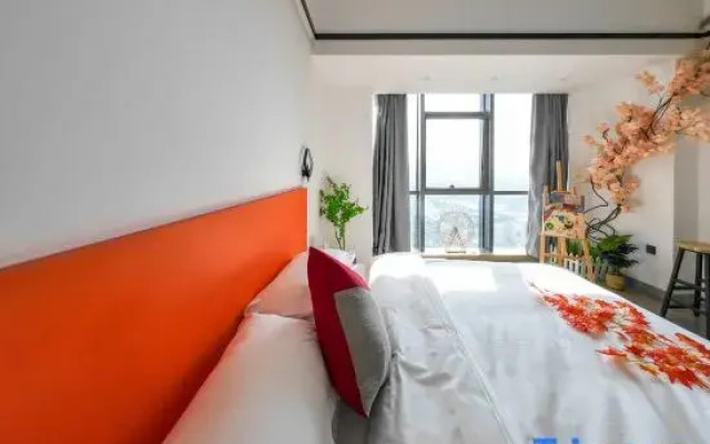 Yongyi Smart Apartment (Nanning Zoo Subway Station Store)