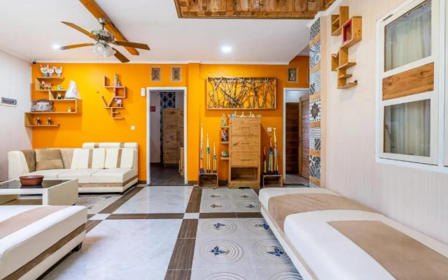 Jimbaran Cozy House & Bunk Bed