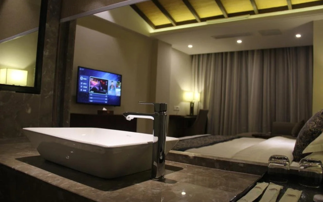 Lettry Hotel