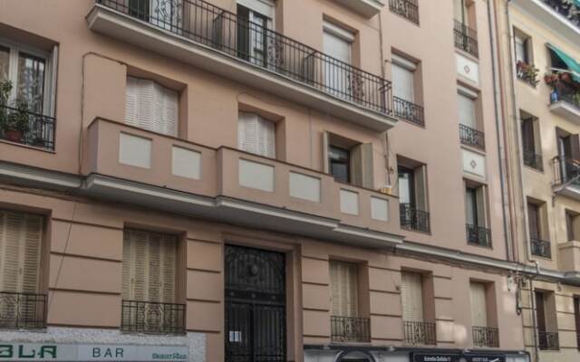 Отель Apartamento Templo De Debod Ii Мадрид вид на фасад