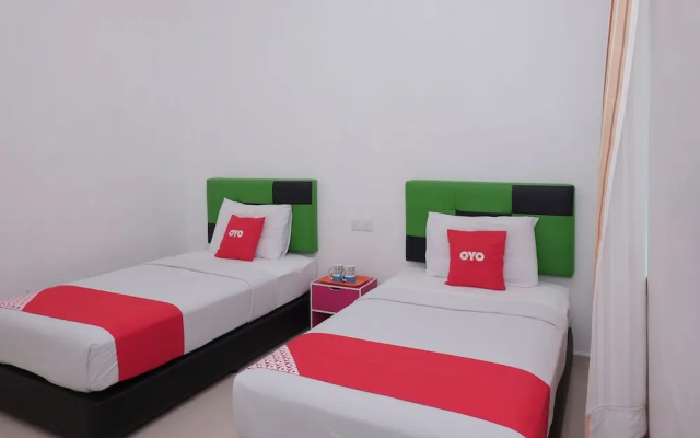 OYO 90005 DC Villa Guest House
