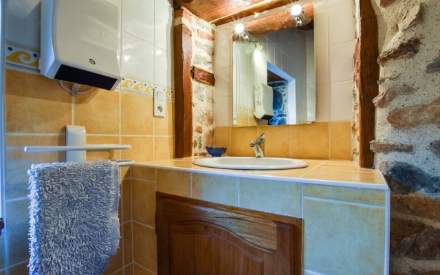 Holiday Home Saint-Beauzire near Pauillac Castle