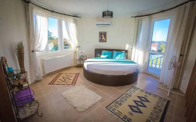 Villa - Sleeps 14 - Private Pool - Cinema Room