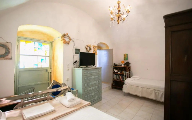Charouda Country House
